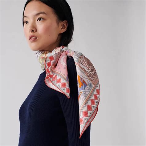 hermes evelyne 29絲巾綁法